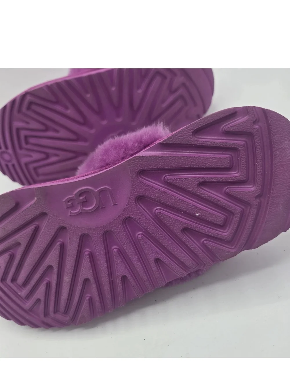 UGG Kids Cozy II Scuff Slipper Purple Glitter Girls Size 5 Womens 6.5